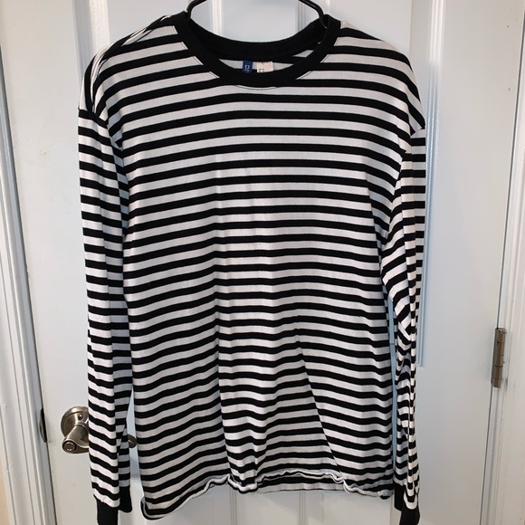 H&M Stripped Long Steve - Picture 2 of 4